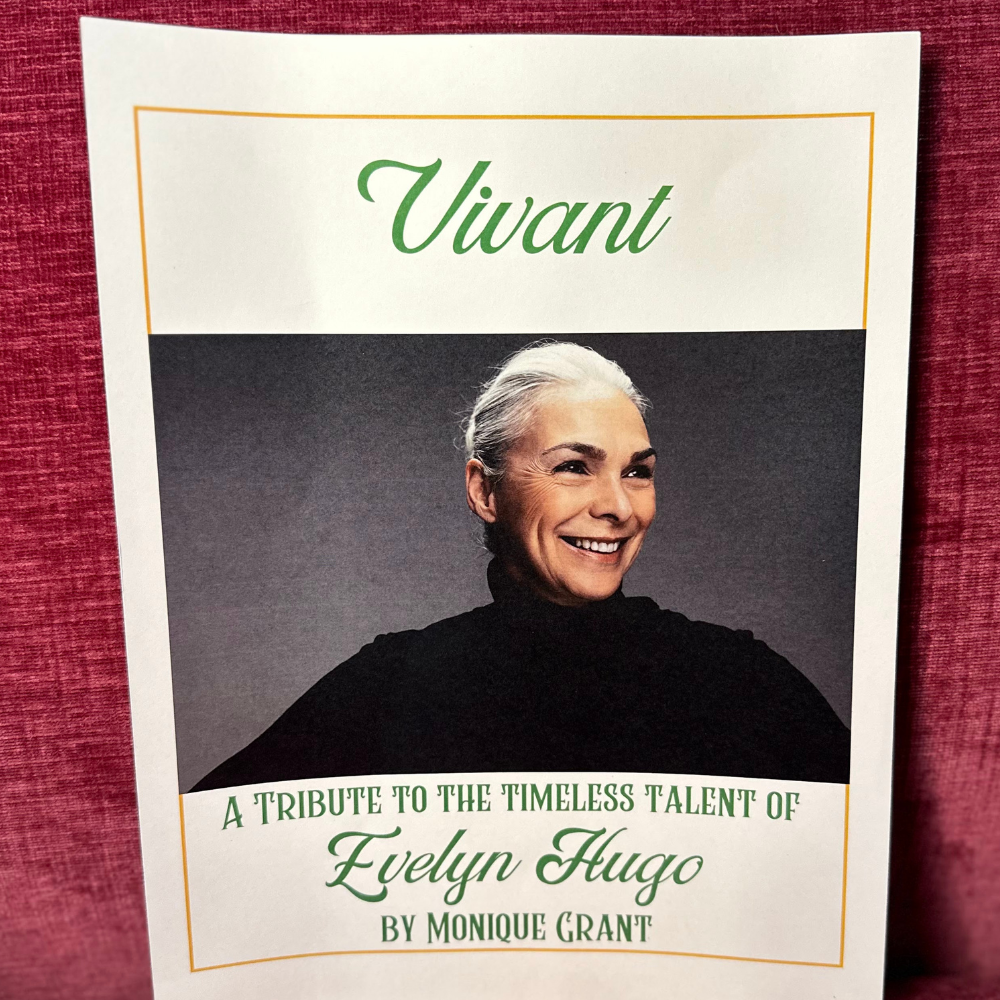 The Seven Husbands of Evelyn Hugo by Taylor Jenkins Reid- Book Club Hosting Kit